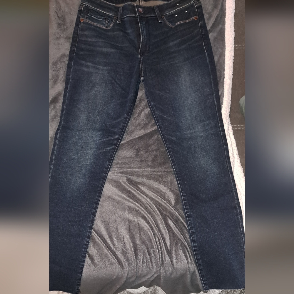 Womens Abercrombie and Fitch super skinny mid rise size 29/8